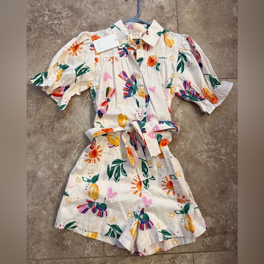 Fate Colorful Floral romper with Belt s nwt